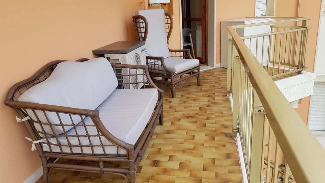 Casalmare Via Asse Apartamento Ventimiglia Exterior foto